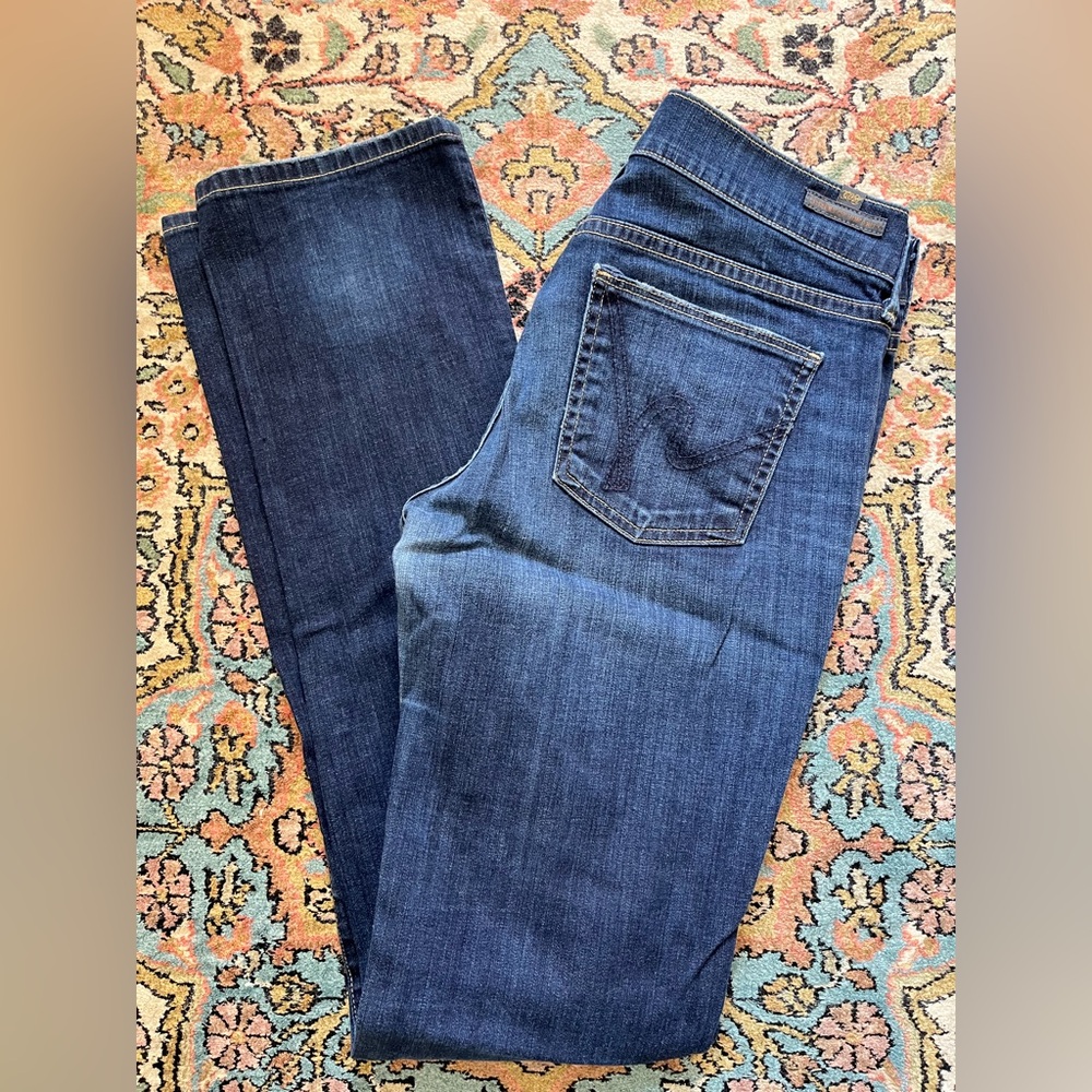 Citizens of humanity dark wash ultrasoft low rise straight leg jeans. 28. - Picture 3 of 6